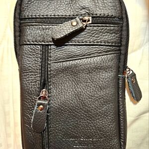 NWOT Brown Unisex Leather Cross Body Wallet